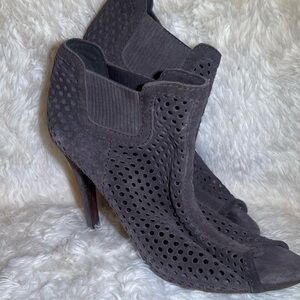 Pedro Garcia brown Peep-Toe Ankle Booties size 9.5